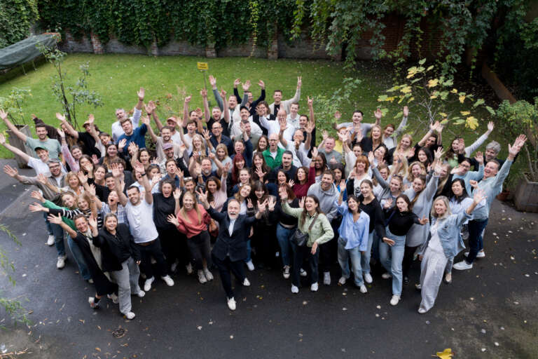 The enthusiastic employees of the brand activation agency OVAL